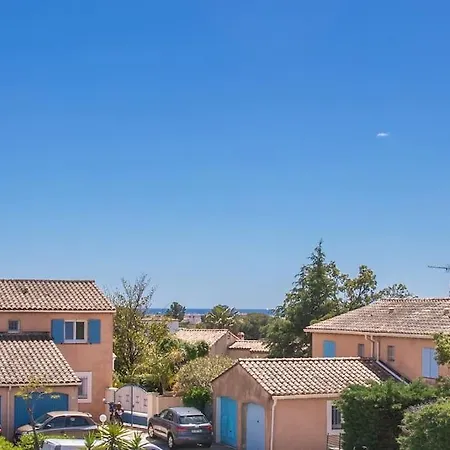 Appart 4 Bedrooms Qiuet Parking Fréjus