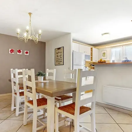 Appart 4 Bedrooms Qiuet Parking Fréjus