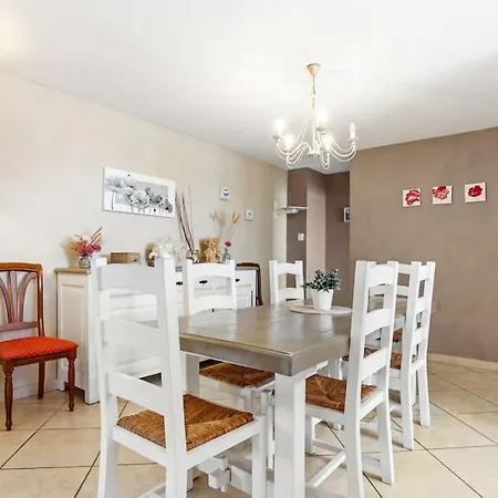 Apartamento Appart 4 Bedrooms Qiuet Parking